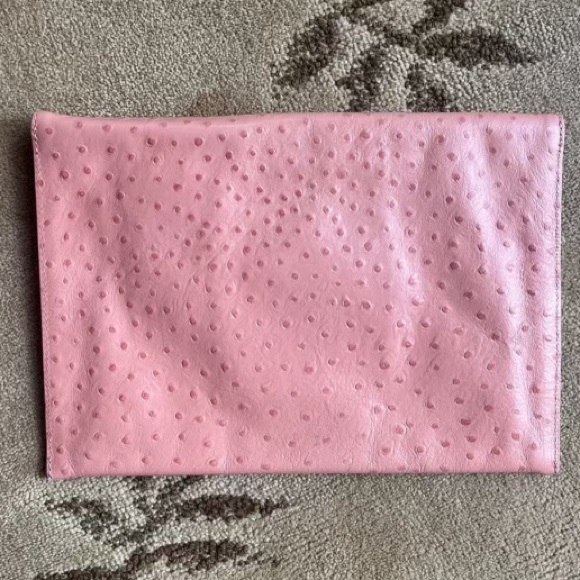 Clutch - Picture 2 of 3